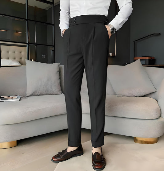 Italian Vega Style Guide: Are Gurkha pants adjustable at the waist?