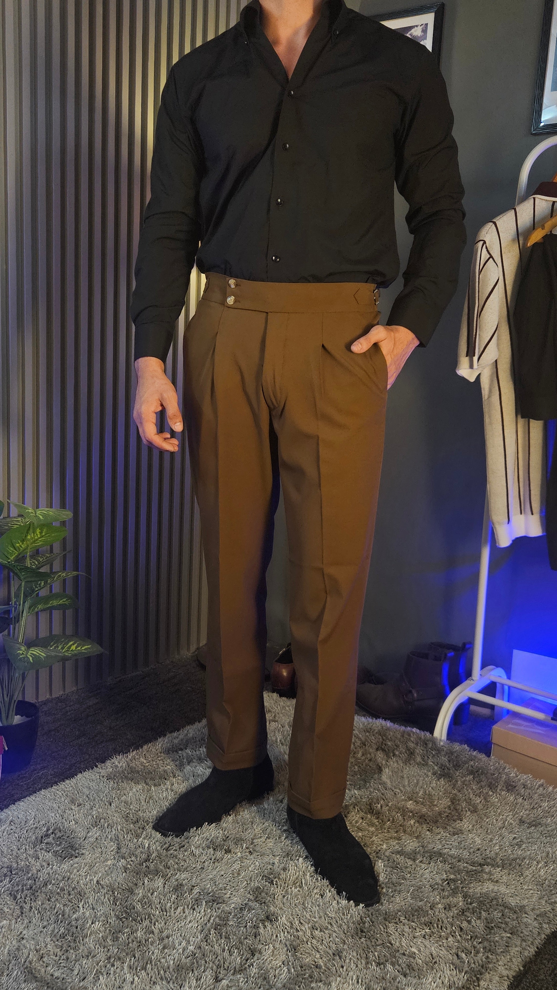 Brown Signature Button Gurkha Pants × Black Button-Down Shirt