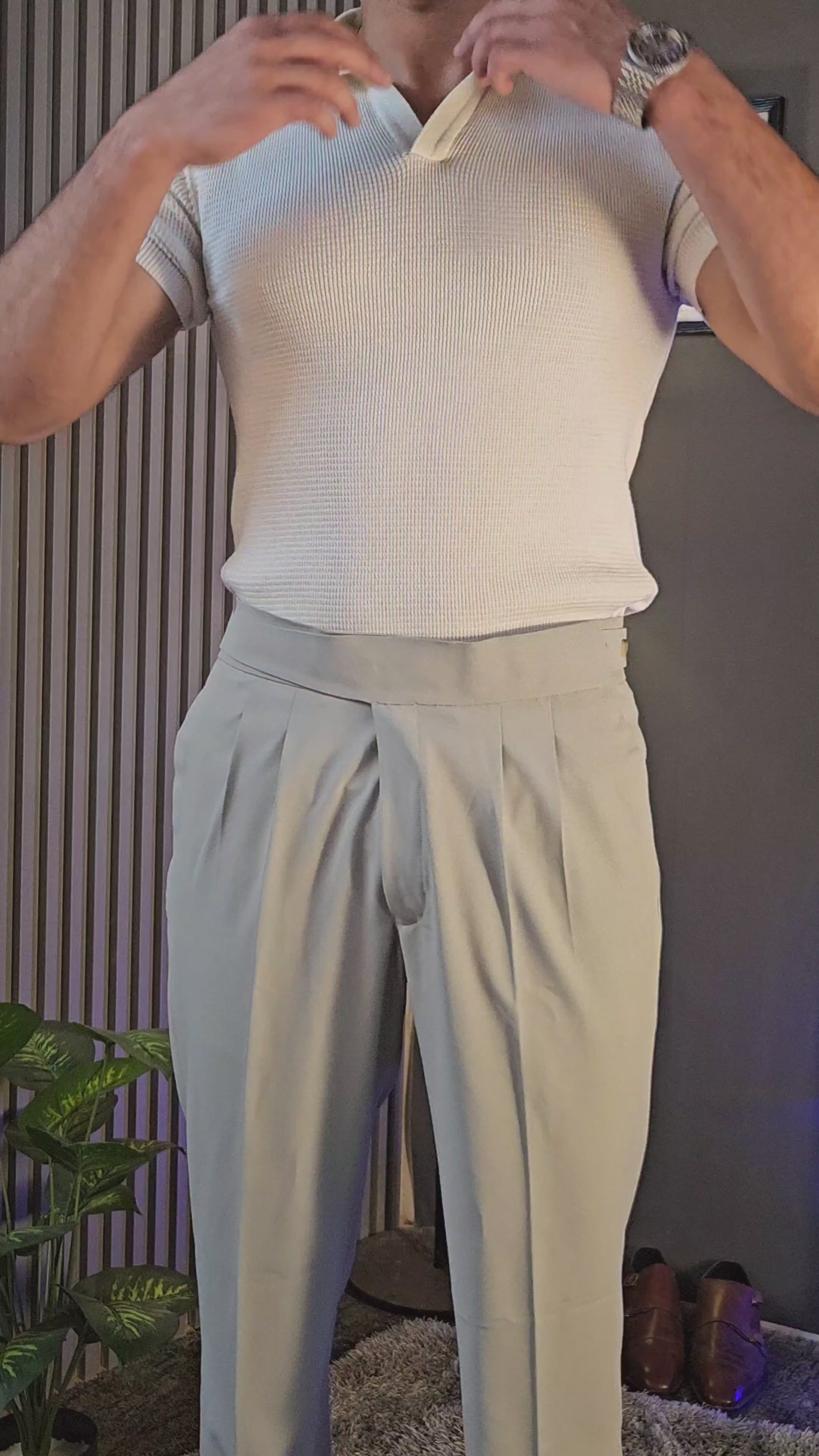 Lime Classic Button Gurkha Pant × White Flat Knit Half Sleeves Knit Polo